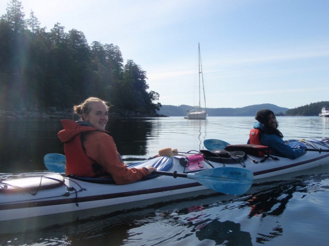 YOUTH PADDLE PIRATES COVE